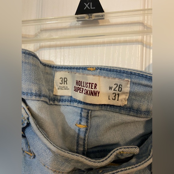 🔥 Low rise Hollister jeans - Picture 3 of 7